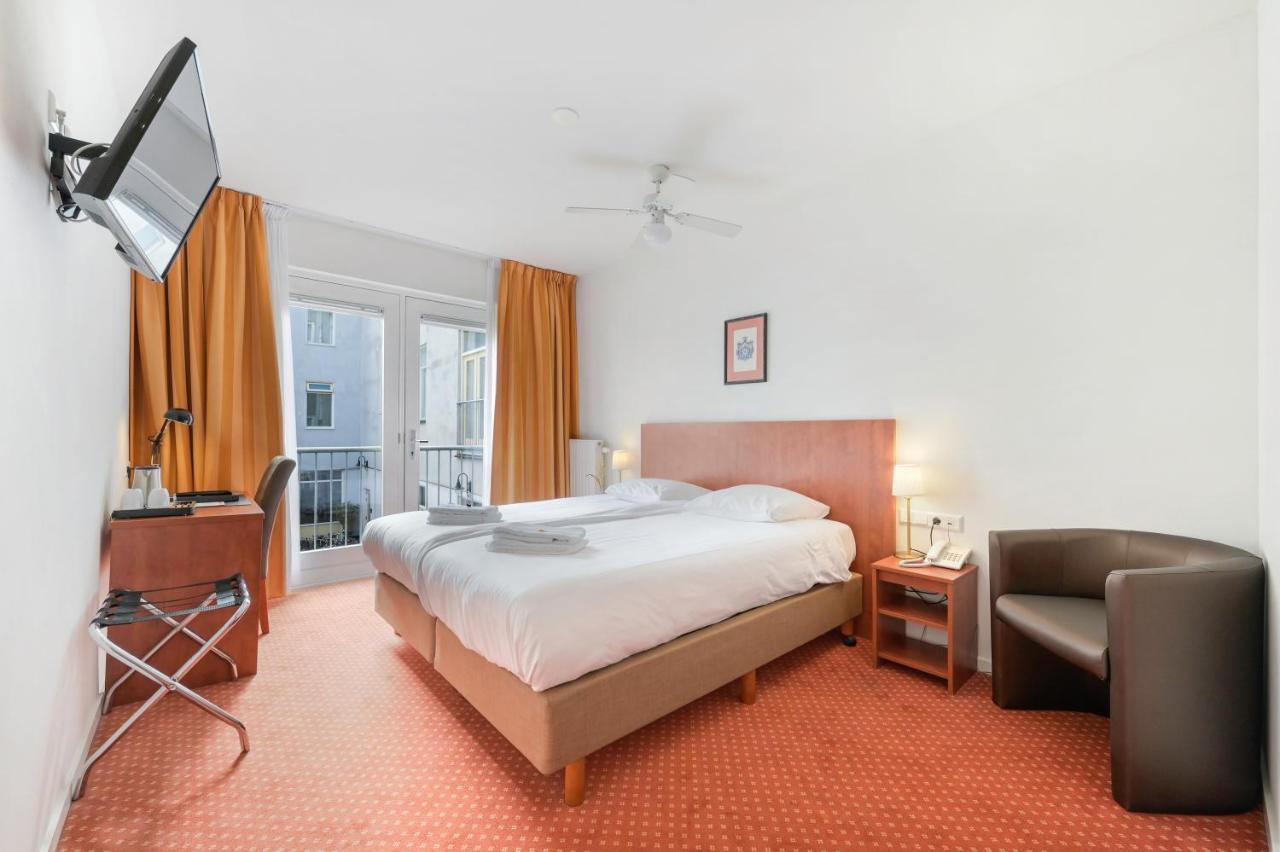 Ambassador Centre 3*