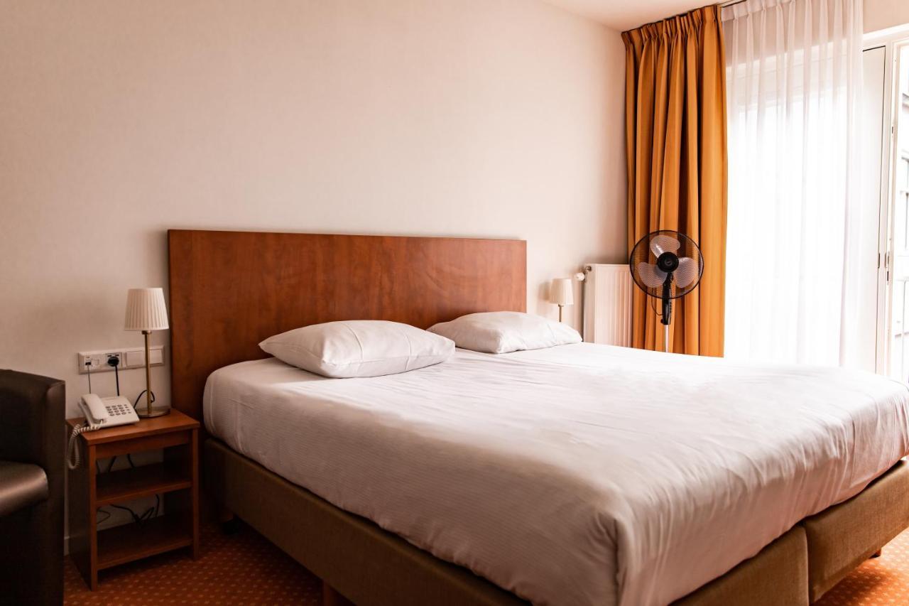 Hotel Ambassador Centre 3*