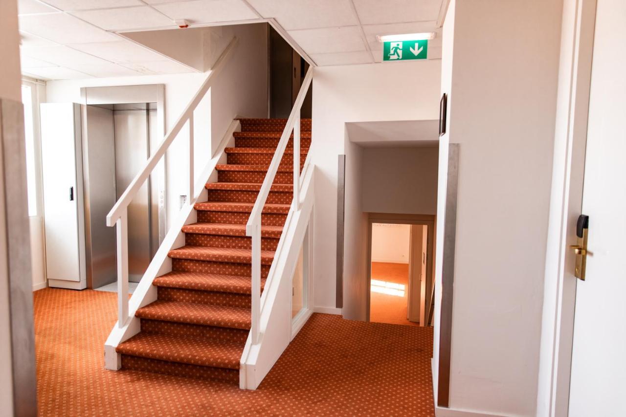 Hotel Ambassador Centre 3*